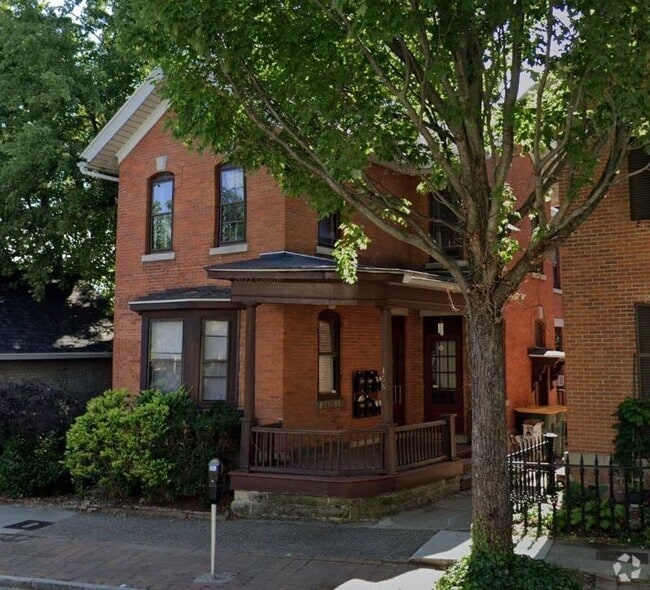 Building Photo - 168 Gibbs St Rental