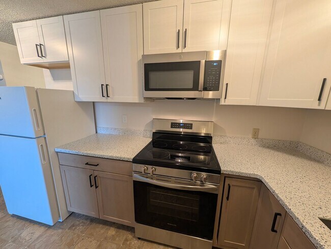 Photo - Illahee6056 Unit A