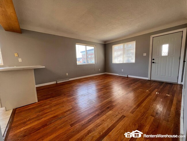 Photo - 802 SW 3rd St