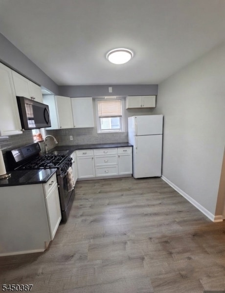 Photo - 166 Carmita Ave