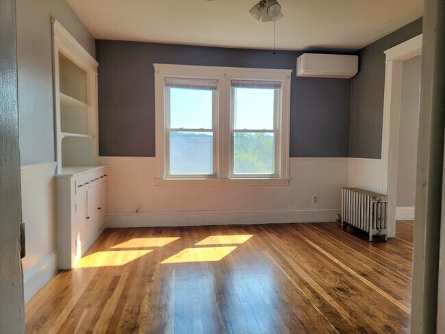 26 Stebbins St Unit 2