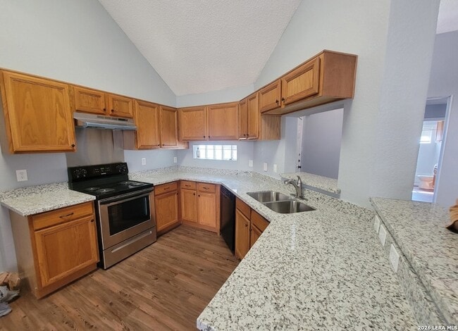 Photo - 9310 Bowen Dr