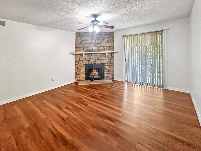 $0 DEPOSIT OPTION. SPACIOUS 2-BEDROOM, 2-B... - $0 DEPOSIT OPTION. SPACIOUS 2-BEDROOM, 2-B... Unidad B203