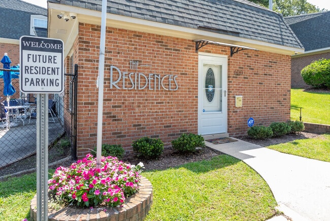 Leasing Office