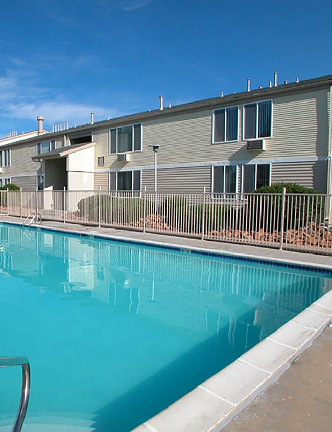 Ridgemoor Apartment Homes For Rent in Lakewood, CO