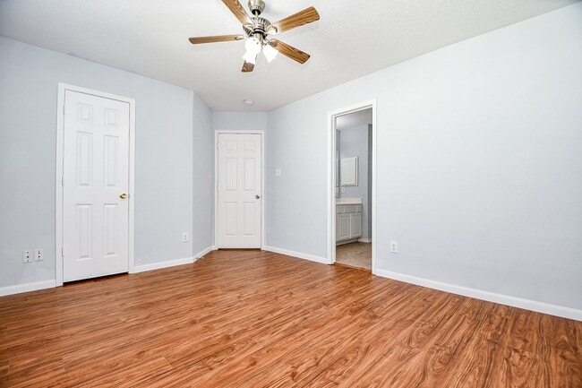 Building Photo - 3019 Red Oak Leaf Trail