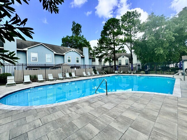 Photo - Ready 03-02-26! 2 Generous Primary Suites w/Private Baths! Community Pool - Pet Friendly - ALL Ap...