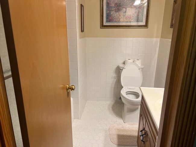 Photo - 6245 Gillham Dr