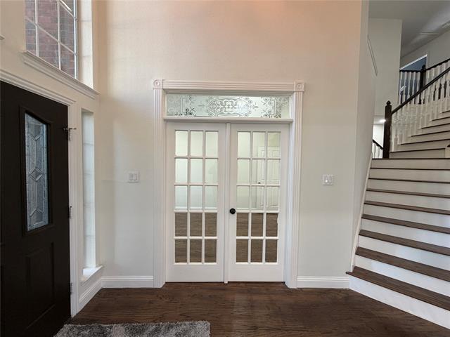 Photo - 5901 Louisville Dr