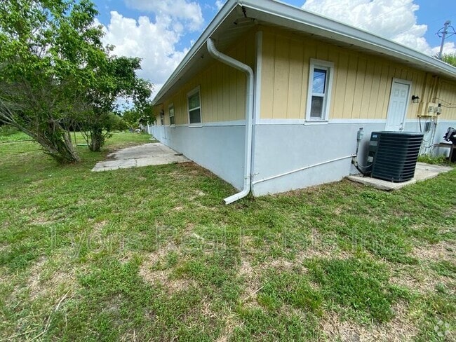 Building Photo - 4186 Pine Drop Ln Rental