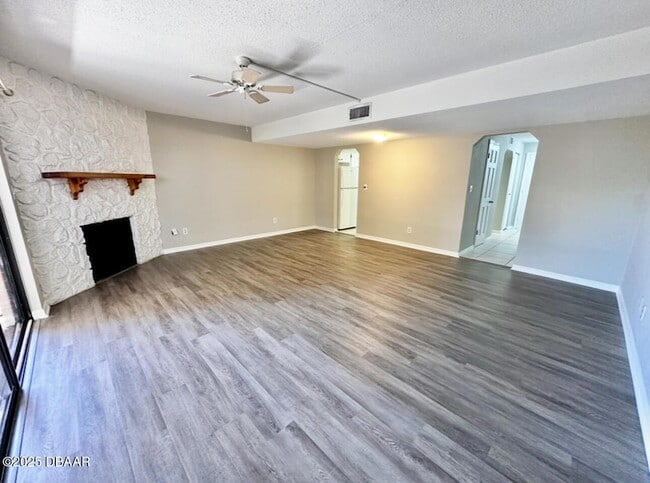 Photo - 2250 S Palmetto Ave