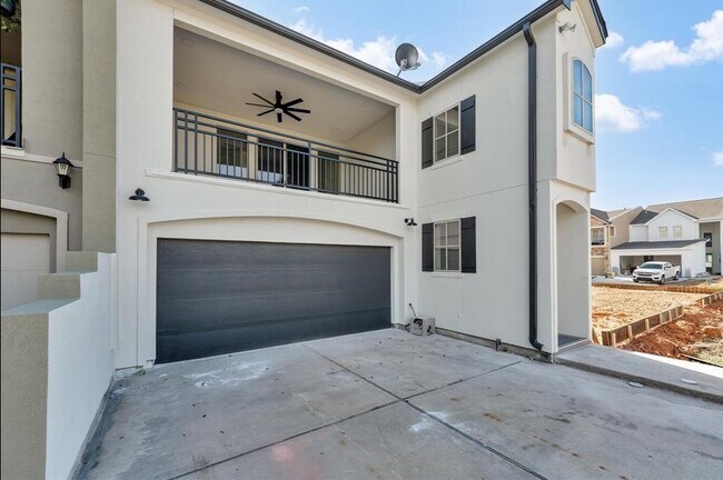 Photo - 119 Capetown Ln