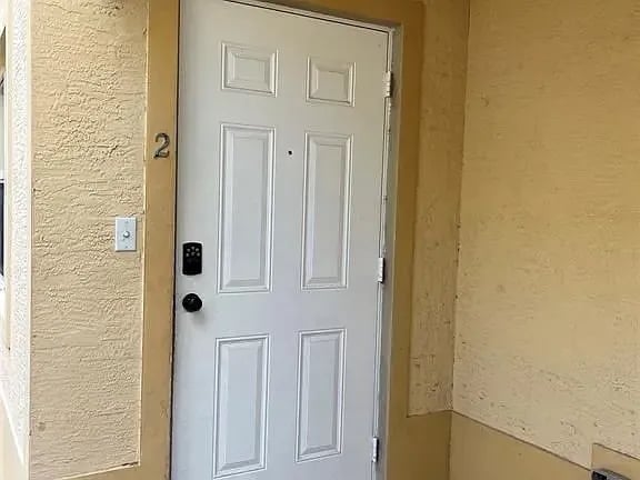 Photo - 420 SE 18th Ct Unit 2