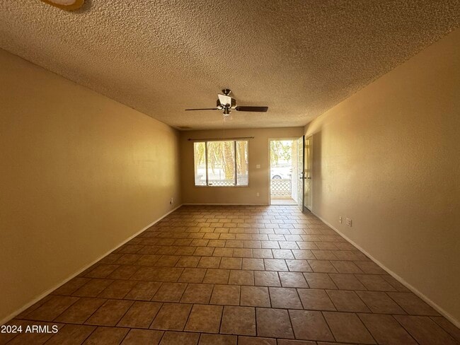 Photo - 3801 W Poinsettia Dr