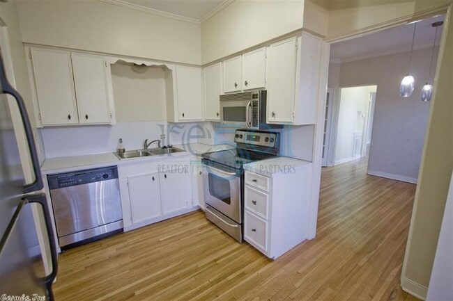 1315 Kavanaugh Blvd Unidad 1315 Kavanaugh Apt. 4