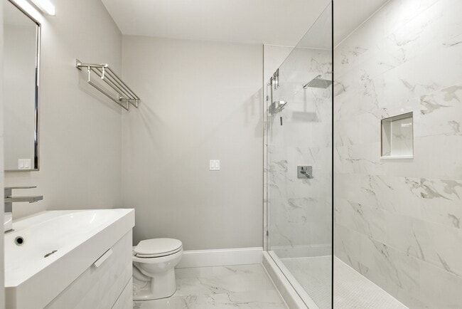 Photo - 52 River St Unit 5