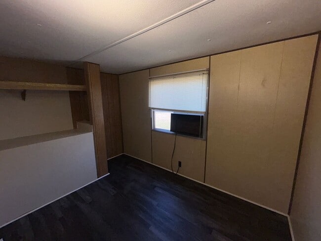 Photo - For Rent In Arab