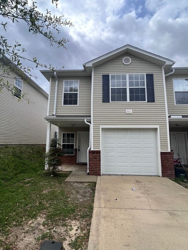 Photo - Crestview Townhouse