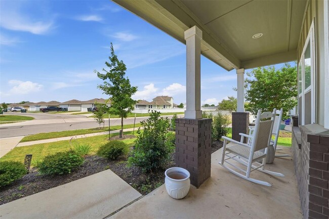 Photo - 641 Running Creek Dr