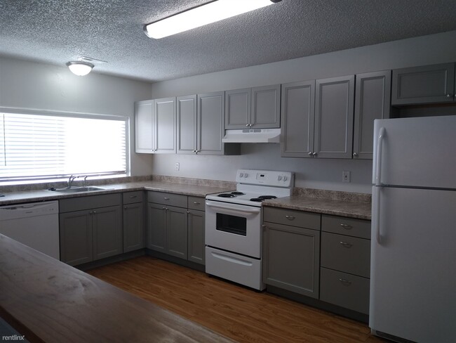 2 br, 1 bath 4plex - 4347 Lashelle Avenue B - 2 br, 1 bath 4plex - 4347 Lashelle Avenue B Rental