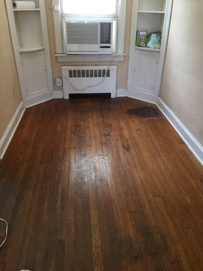 Photo - 1957 Madison Ave Unidad 3