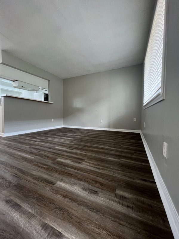 Photo - 2120 Strawberry Rd Unidad 6