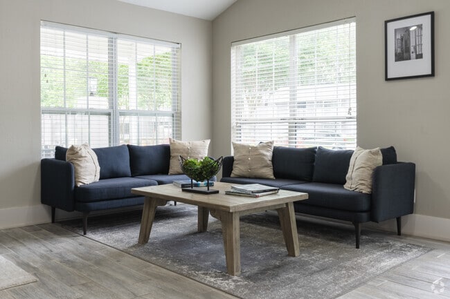 Leasing Office Interior - Reserve at Sweetwater Creek