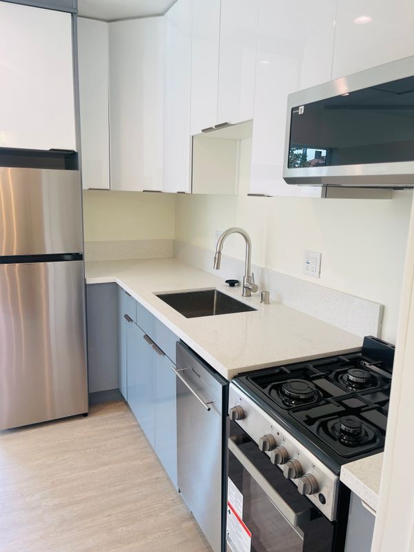 Photo - 7533 Bovey Ave