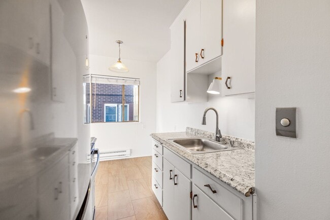 Photo - 5152 Unit 4747 B