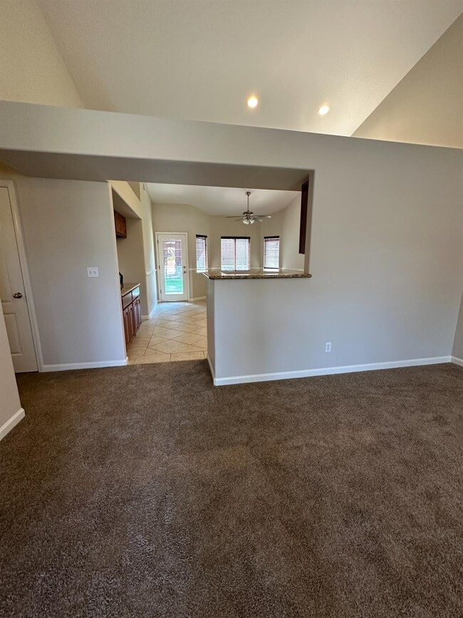 Photo - 2249 E Rush Ave