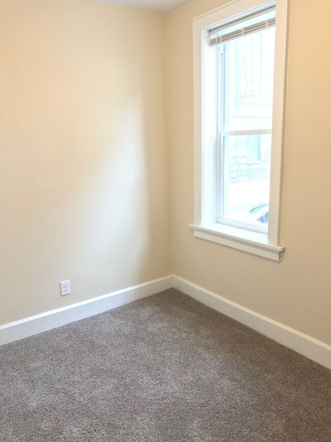 Photo - 421-425 Washington