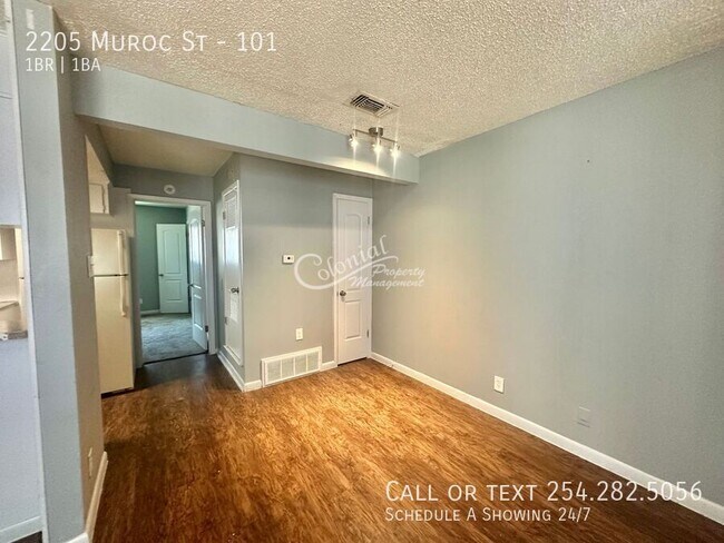 Photo - 2205 Muroc St