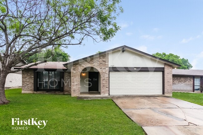 Building Photo - 7527 Lincoln Village Dr