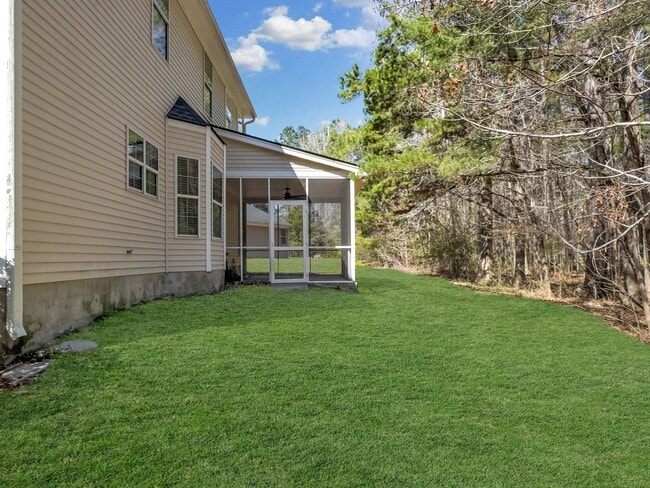 Photo - Great Home in Whitehall