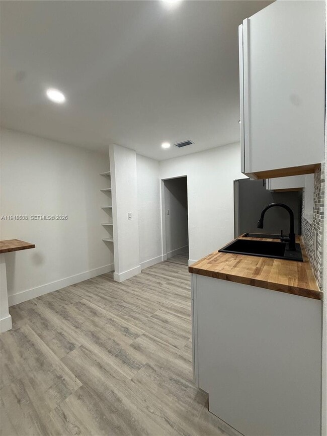 Photo - 5413 SW 23rd St Unit 3