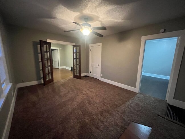 Photo - 2506 Clara Ave