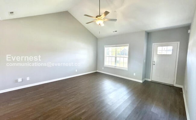 Photo - 1207 Trestle Dr