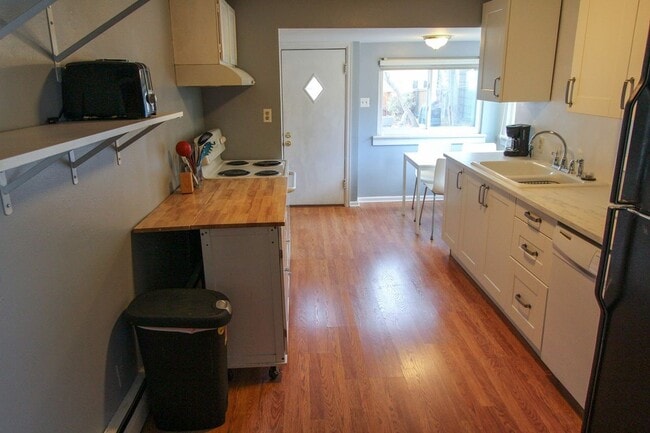 Photo - 1530 Pine St Unit 1