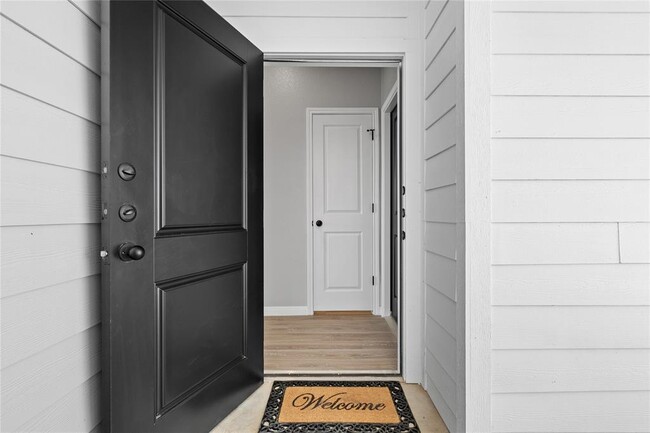 Photo - 746 Meiomi Dr