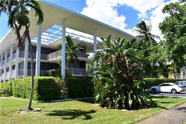 Photo - 777 SE 2nd Ave Condo Unit 218