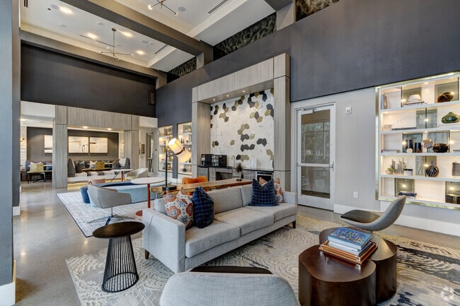 Building Photo - Encore Motif Rental