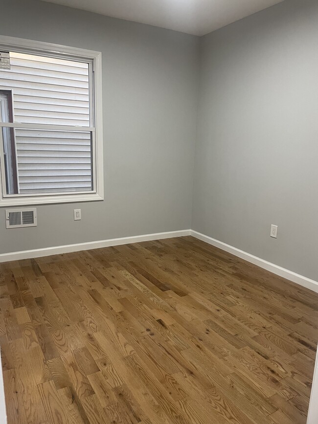 Photo - 422 Cherry St