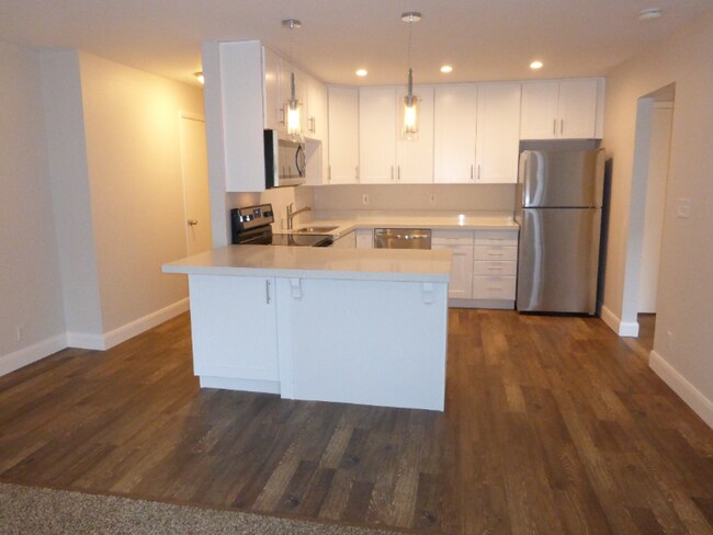 Photo - 172 W Clinton Ave Unidad Apt 205