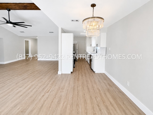 Photo - 6906 Feather Creek Dr