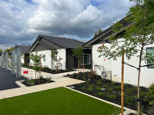 Magnolia Gardens Senior Living