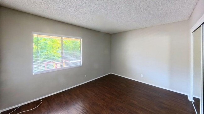 Photo - 509 Limited St Unit D
