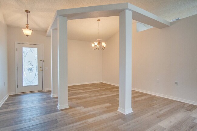Photo - Lakefront Shadow Lakes Home – $500 Off Fir...