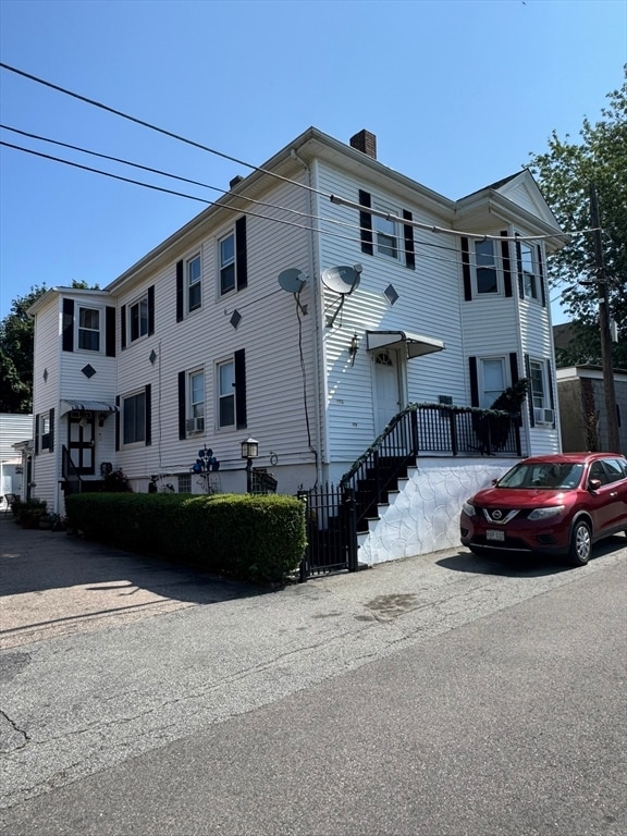 Photo - 18 Saucier St Apartment Unit 2