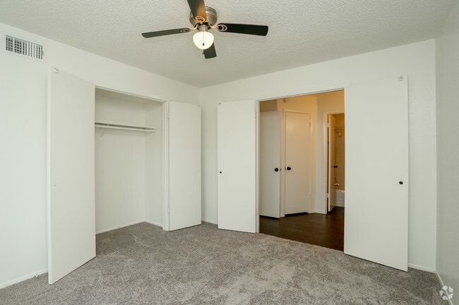 Photo - Inverness Baytown