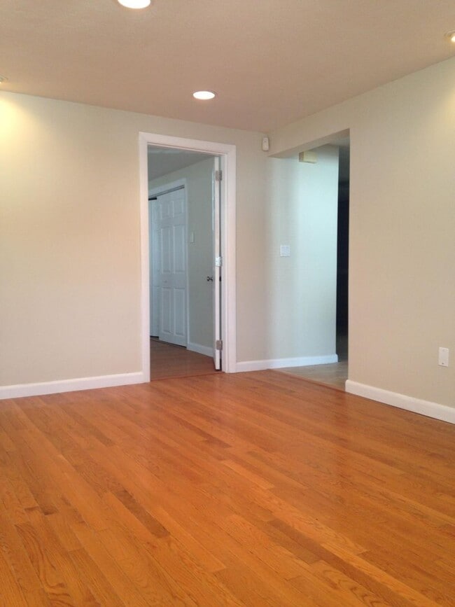 Photo - 296-298 Hurley Street Unit 296